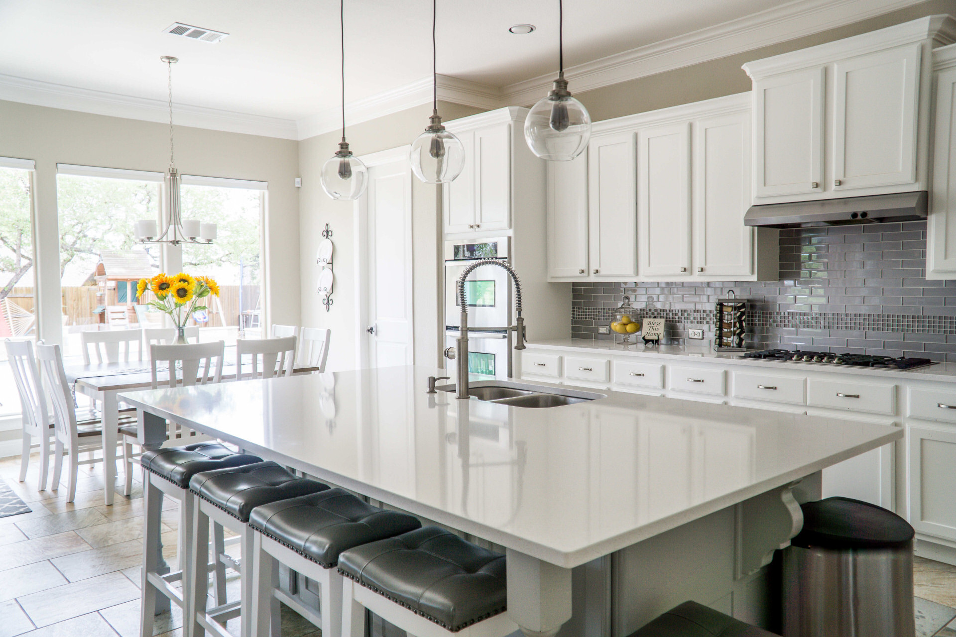 The Perfect Granite Countertop Color for Your Kitchen - Youngstown